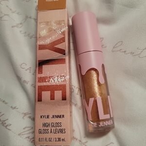 Kylie Cosmetics High Gloss Lipstick 3.3g - 322 My Moon Star